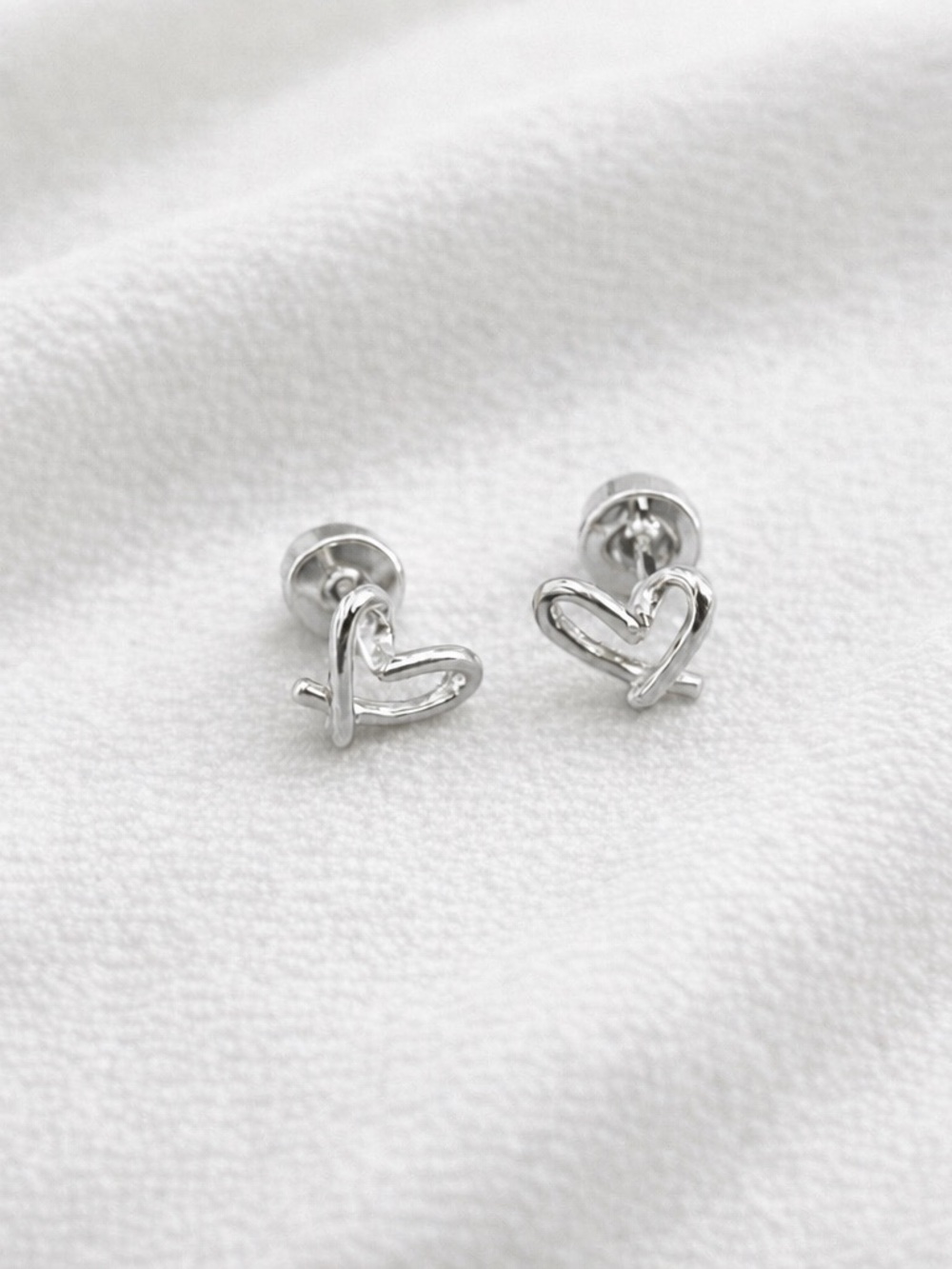 Silver plated stainless steel heart screw back stud earrings - Picture 3 of 5